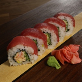 uramaki california z tuńczykiem